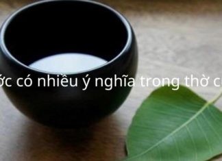 Choosing the right water for worship ceremonies. How to perform water offerings for good luck and prosperity?