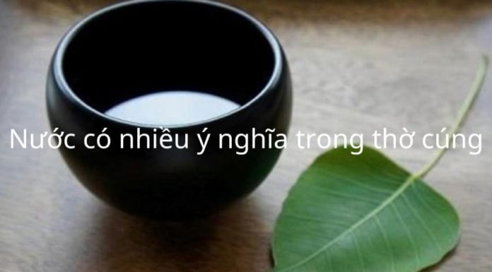 Choosing the right water for worship ceremonies. How to perform water offerings for good luck and prosperity?