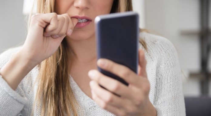 Why Does My Phone Keep Turning Off by Itself? Here Are Common Causes and How to Fix It