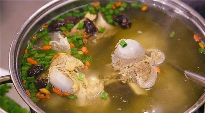 Cloudy Bone Broth: Add This to Clarify Instantly for Rich Flavor Without MSG