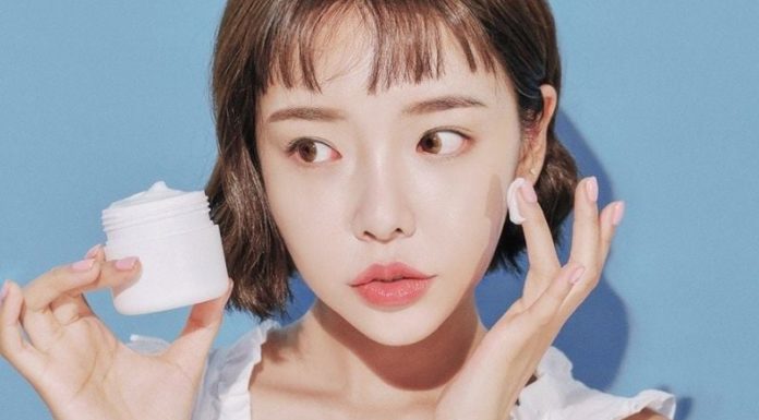 The Ultimate Nightly Skincare Routine for a Radiant & Refreshed Morning Glow