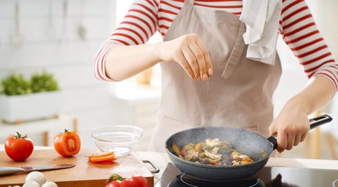 Rescue Your Rough Hands With This Hand Treatment Masterclass