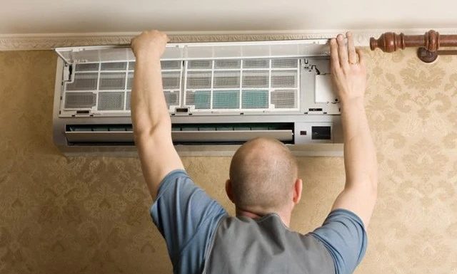 “Scorching Heat, Limited Budget: Exploring the Feasibility of Purchasing a Used Air Conditioner Online for $2 Million”