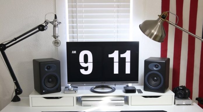 Fliqlo: Elevate Your Desktop with a Captivating Clock Display