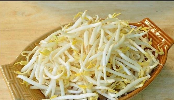 Edamame: The Versatile Wonder Beyond Stir-Frying with Beef