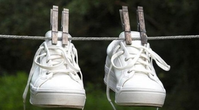 10 Quick Hacks to Neutralize Smelly Shoes and Save a Pretty Penny