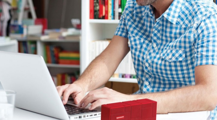 How to Connect Bluetooth Speakers to Desktop Computers: Tips for a Seamless Connection