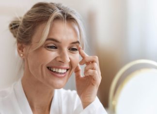 4 Foods and Drinks That Accelerate Aging and Cause Premature Wrinkles