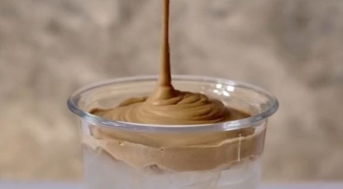 The Ultimate Refresher: Coconut-Cacao Bliss for a Thirst-Quenching Experience