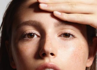 Unlock the Facial Massage Technique that Banishes Forehead Wrinkles and Crows’ Feet