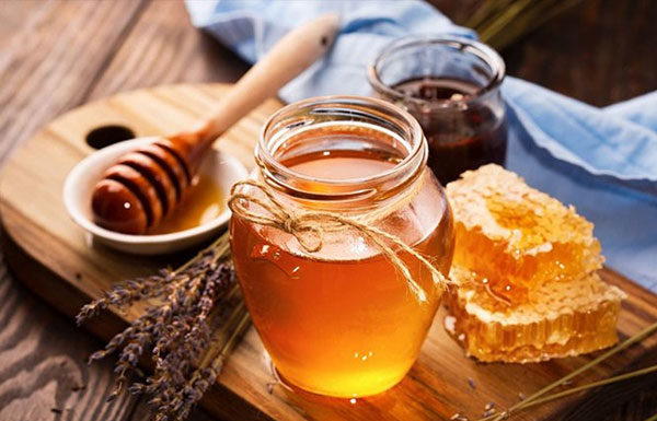 Identifying Authentic Honey: Unmasking the Differences Between Pure and Impure