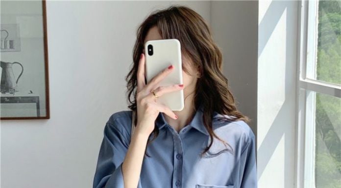 5 Ageless Fashion Pieces to Style Women Over 30