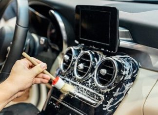 5 Steps for Maintaing a Clean, Fresh-Smelling Car Interior