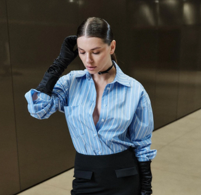 Tailoring the Oversized Silhouette: A Guide to Mastering Blazers and Shirts