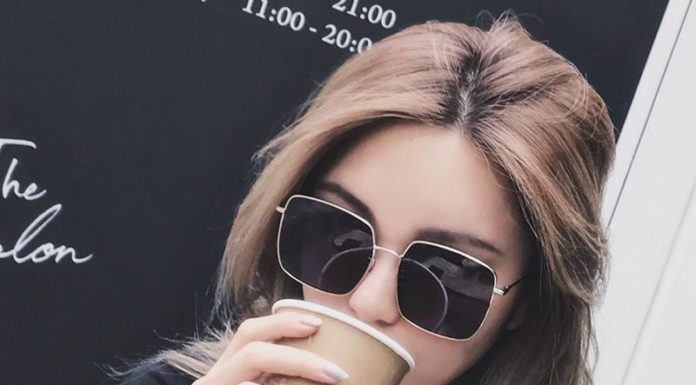 4 Accessories That Elevate Women Over 40 to Shine Anytime, Anywhere