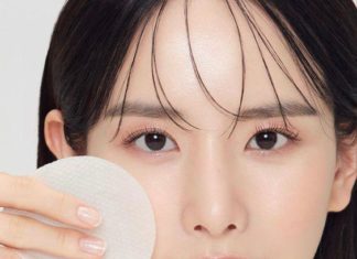 Get Rid of Dark Circles and Get Glowing Skin With This DIY Eye Mask