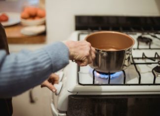 Why You Should Never Put a Just-Washed Pot Back on the Gas Stove