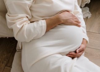 Why Do People Often Advise Against Patting a Pregnant Woman’s Belly?