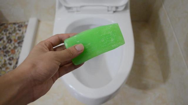 Unlock Amazing Benefits by Dropping a Bar of Soap in Your Toilet: You’ll Regret Not Knowing This Sooner