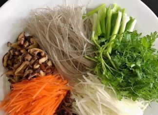 Master Chef Reveals Secret to Stir-Frying Perfect Noodles: Effortless Fluffiness, Even for Beginners
