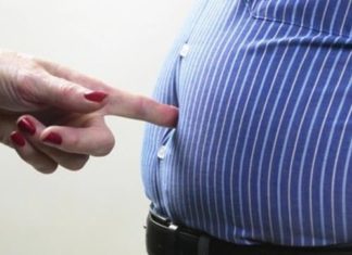 Interpretation of the phrase: “Nhất bụng bự, nhì mũi to, thứ ba râu quai nón”