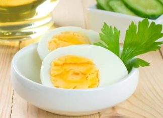 What Happens To Your Body When You Eat 1 Egg Every Morning? Should You Ditch the Yolk?