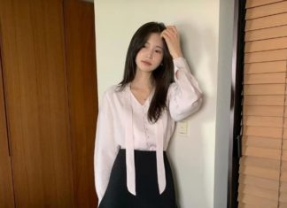 4 Types of Bottoms to Pair with Your Blouse for a Chic Summer Look