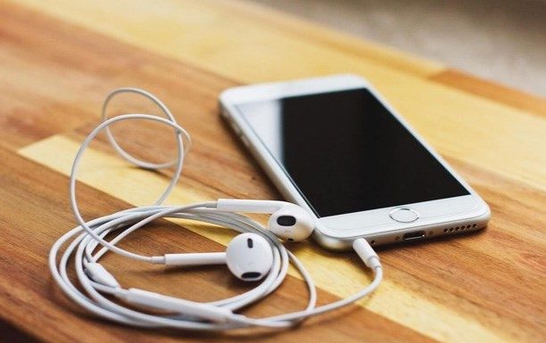 How to Turn Off Headphone Mode on iPhone: Simple and Effective Solutions