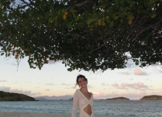 3 Maxi Dress Styles to Make You Shine by the Seaside, No Need to Bare it All and Still Look Alluring