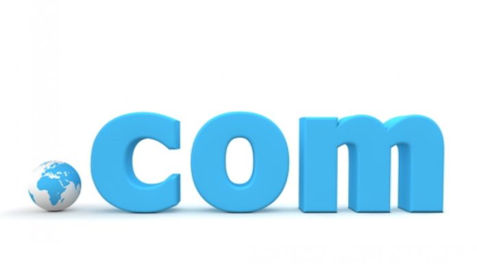 The Difference Between .COM and .CO Domains: Why Most Websites End in .COM