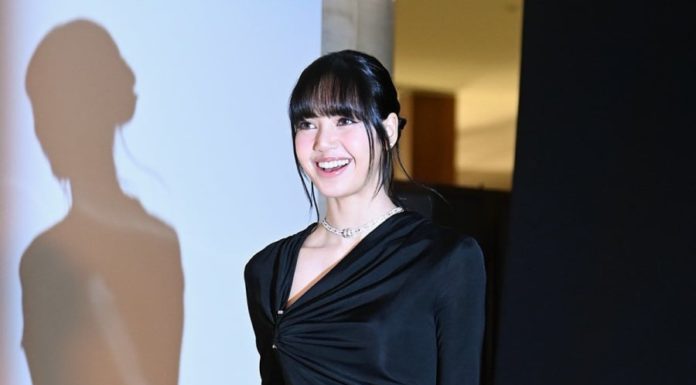 7 Flattering Variations of Straight Hair Inspired by Celebrities