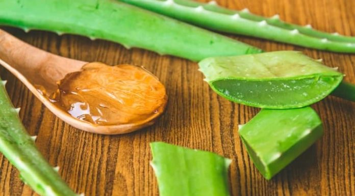 4 Easy DIY Skin Lightening Masks For Visible Results