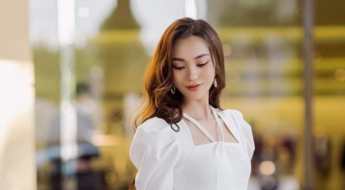 Beat the Summer Heat with 4 Timeless Wrap Dresses for Women Over 40