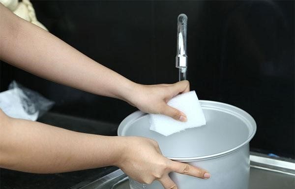 The Ultimate Guide to Cleaning Your Rice Cooker: Soaking is Just the First Step