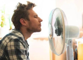 Improve Sleep Quality: Avoid Aiming Fan Directly at Your Body