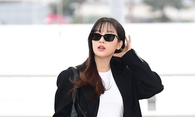 “True Beauty” Star Channels Airport Runway in Chic and Effortless Style