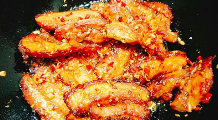 Crispy and Flavorful Lemongrass-Infused Delicacies: A Home-Cooked Delight