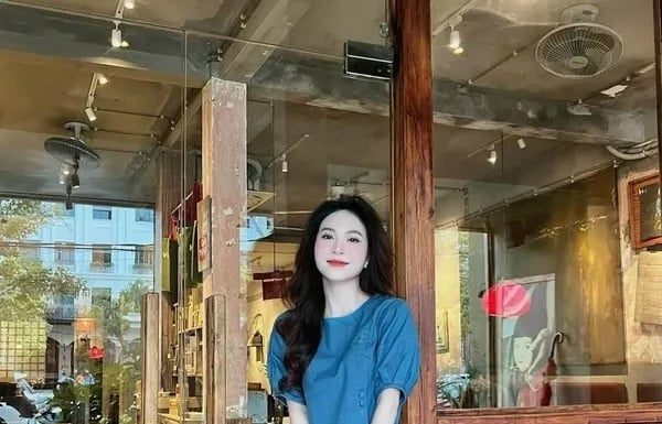 4 Types of Dresses That Can Ruin Your Travel Plans: A Warning for Wandering Women