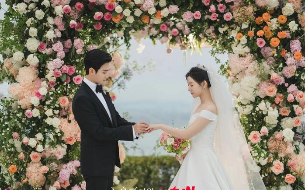 The Ultimate Guide to Emulating K-Drama Leading Ladies: A Rundown of the Most Stunning Wedding Gown Looks of 2024