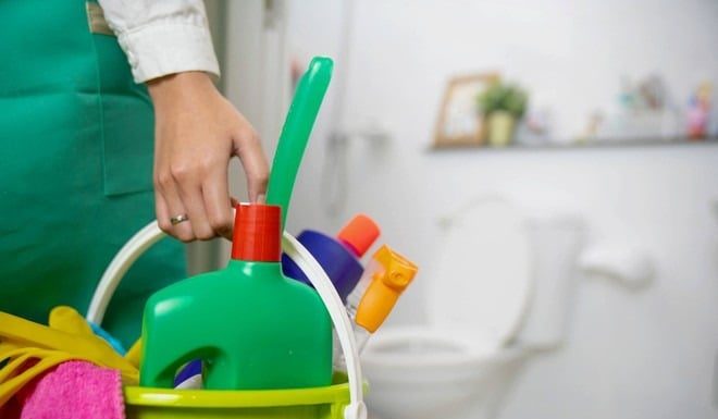 Should You Keep the Bathroom Door Open or Closed When It’s Not in Use? The Answer May Surprise You!