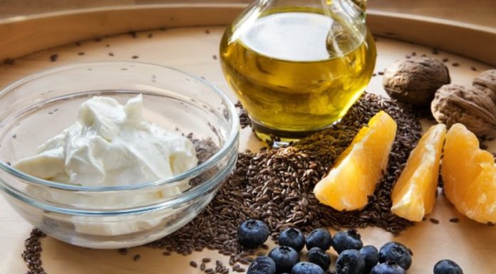 What is the Budwig Diet? Exploring the Benefits of the Budwig Diet.