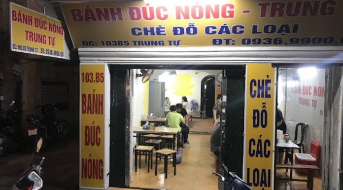 Hanoi’s Chilly Weather Calls for a Hearty Treat: Warm Bánh Đúc in Đống Đa’s Trung Tự Alley