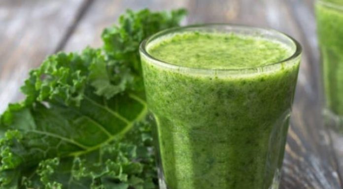 “3 Superfood Smoothies for Glowing, Youthful Skin: Collagen-Rich Recipes”