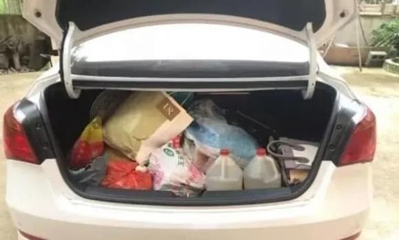4 Things Wise People Don’t Keep in Their Car Trunk