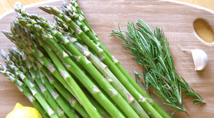 10 Sugar-Free Fruits and Vegetables: A Healthy, Guilt-Free Feast