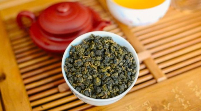 Does Oolong Tea Make You Fat? Uncover the Calorie Count in 100ml!