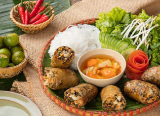 Gourmet Delights of Hai Phong: 15 Mouth-watering Specialties to Savour and Gift.