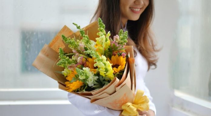 The Ultimate Guide: 12 Thoughtful and Practical Gifts for Teacher’s Day