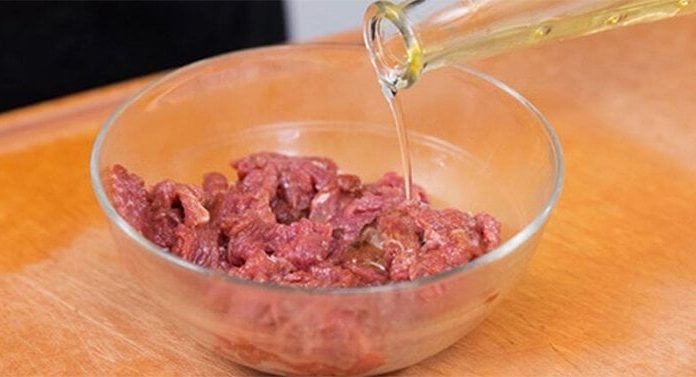 “The Secret to Tender Beef: A Simple Step to Transform Your Stir-Fry”