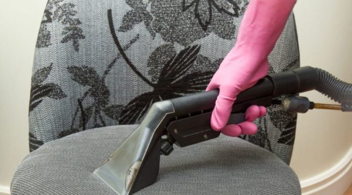 3 Simple Ways to Clean Your Office Chair: A Step-by-Step Guide Anyone Can Follow